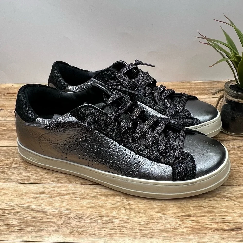 P448 John Metallic Leather Sneaker sz 10 - Picture 6 of 12